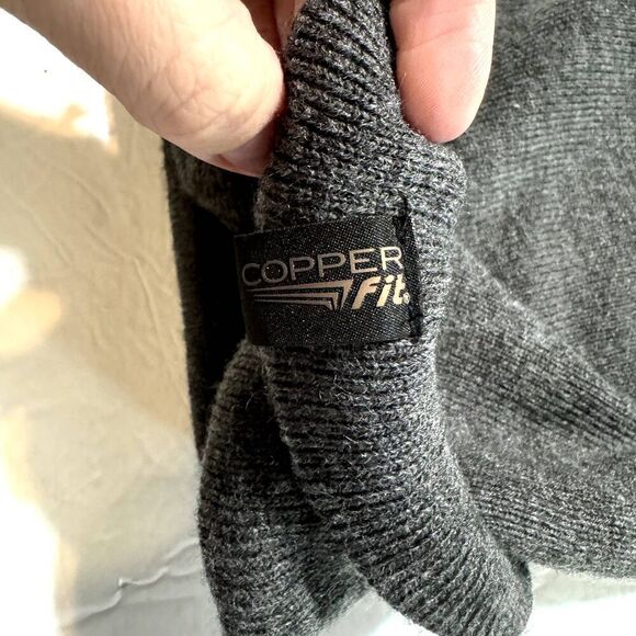 Copper Fit Knit Beanie Hat Men Women's Gray Thick Chunky Knit Winter Warm - Picture 3 of 6